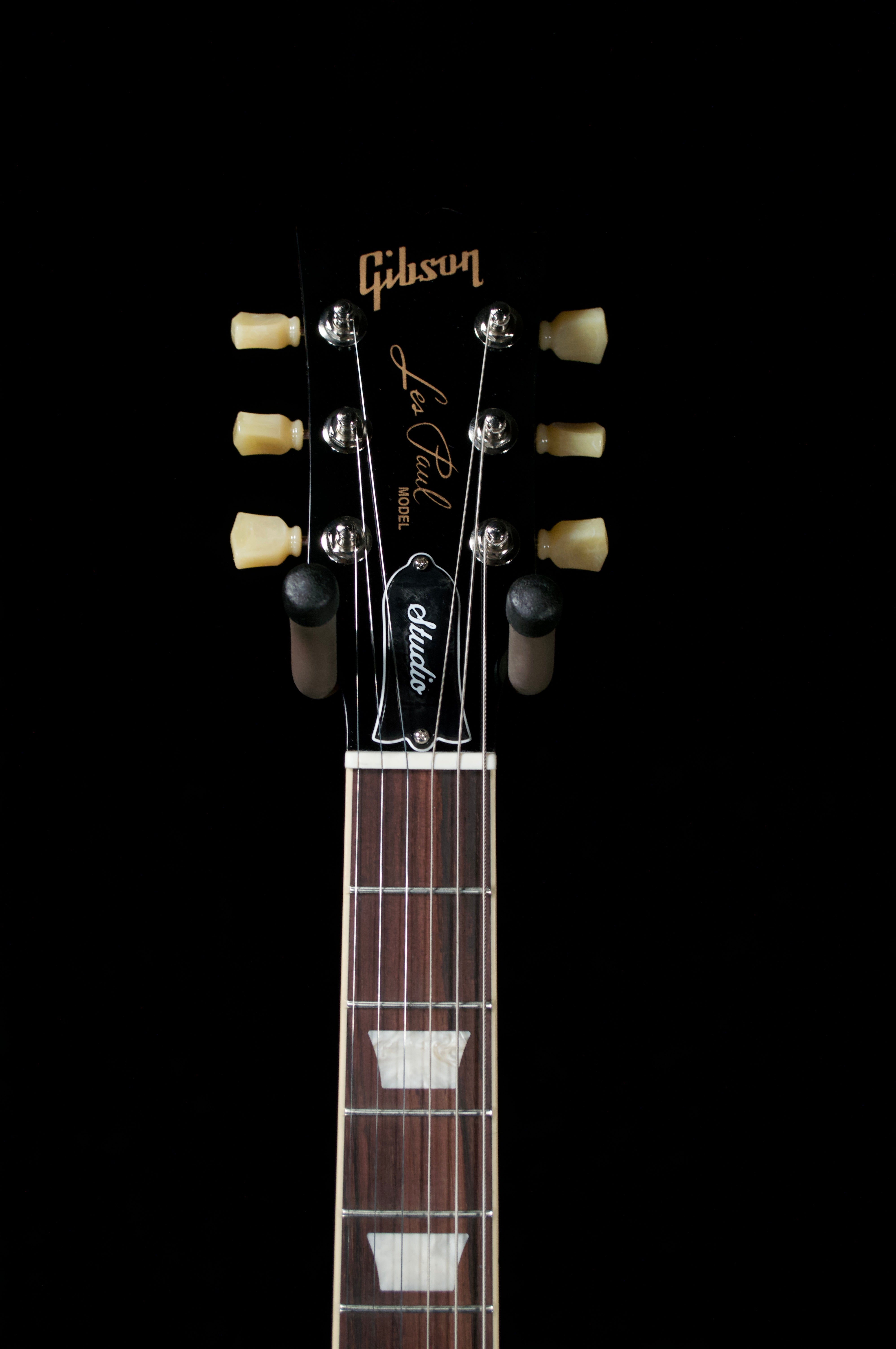 Gibson Les Paul Studio. New. Left Handed – Southpaw Guitars