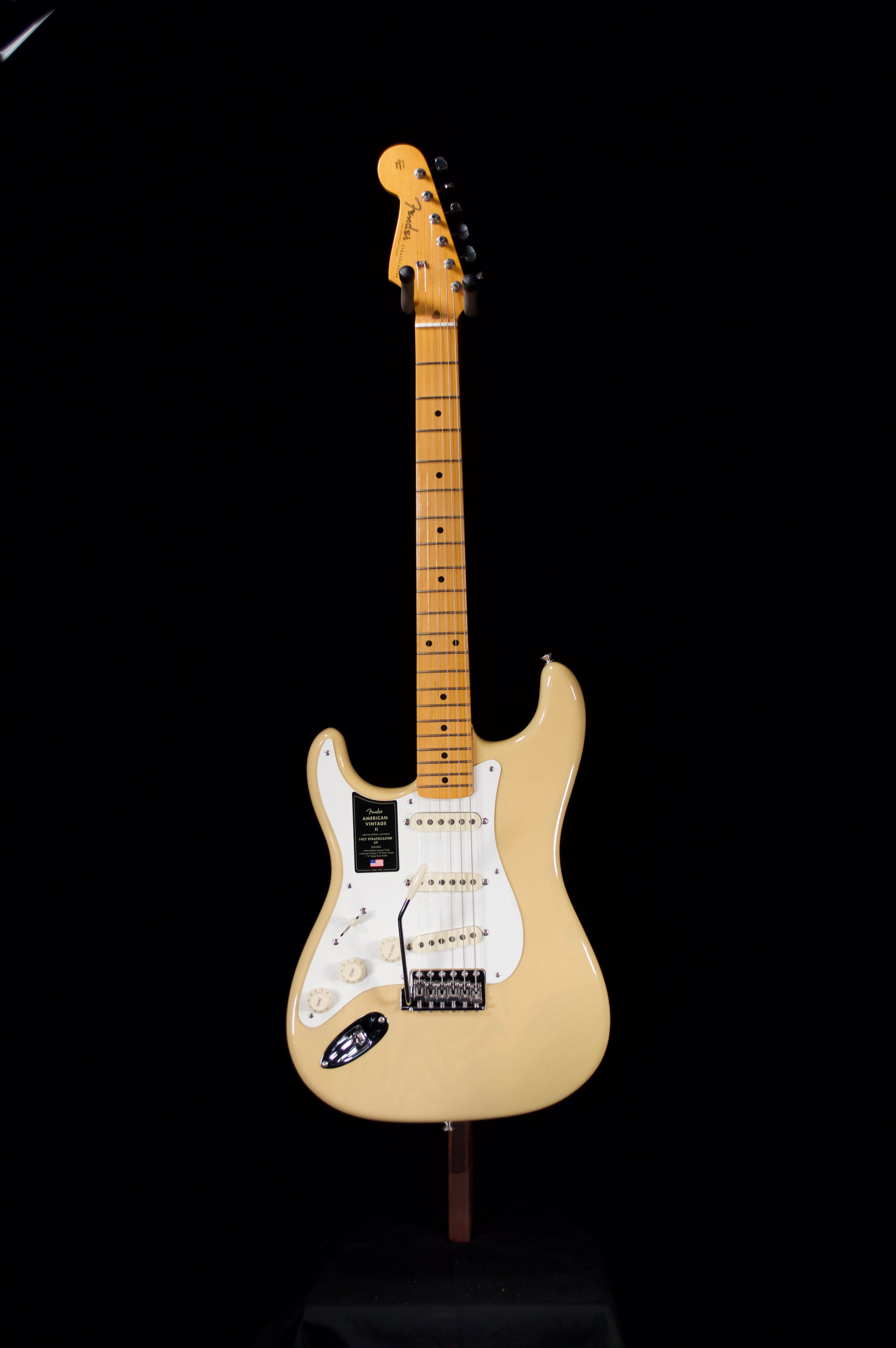 Fender American Vintage 2 1957 Strat in Vintage Blonde Left