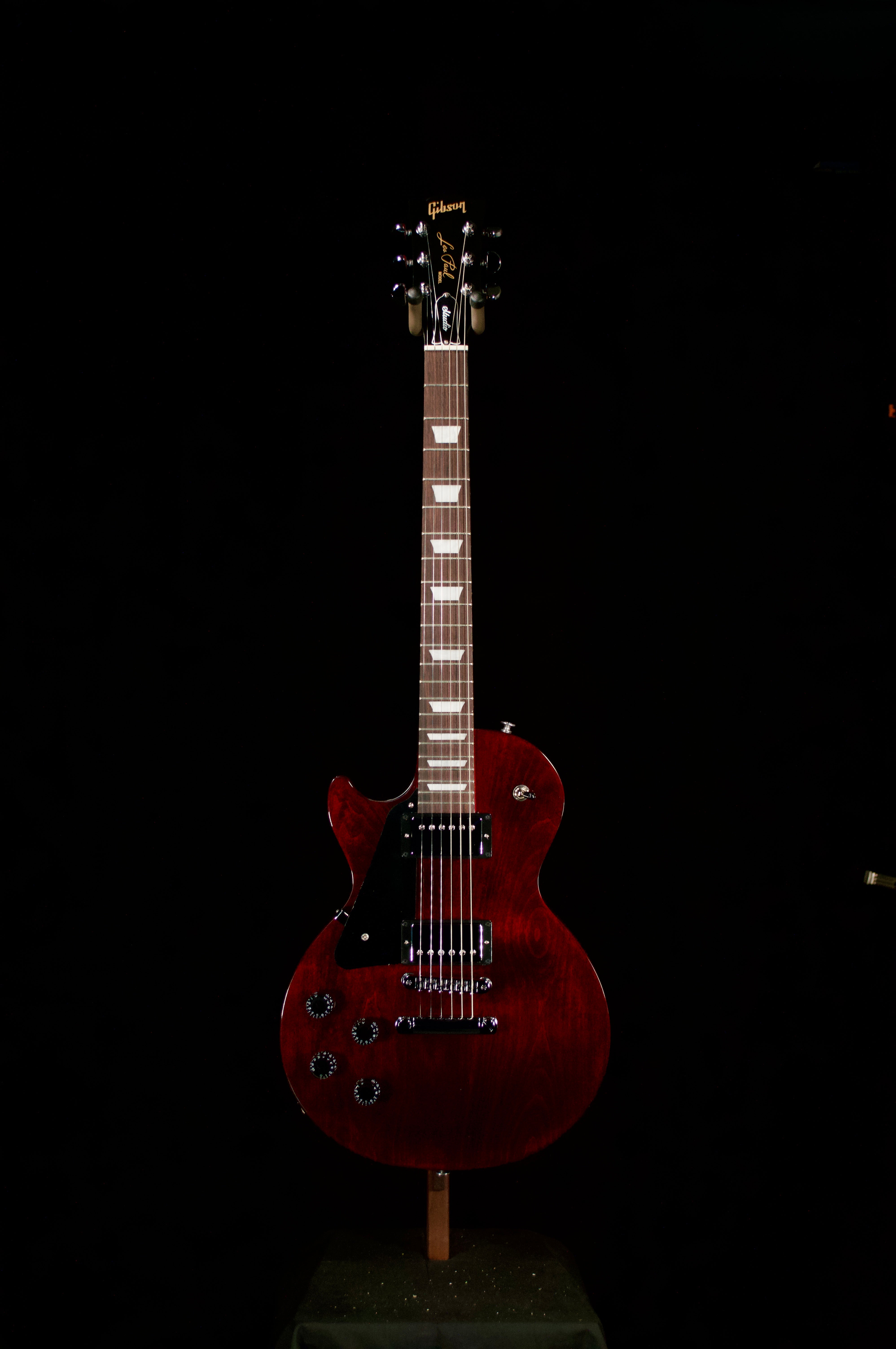 Gibson Les Paul Studio. Left Handed – Southpaw Guitars