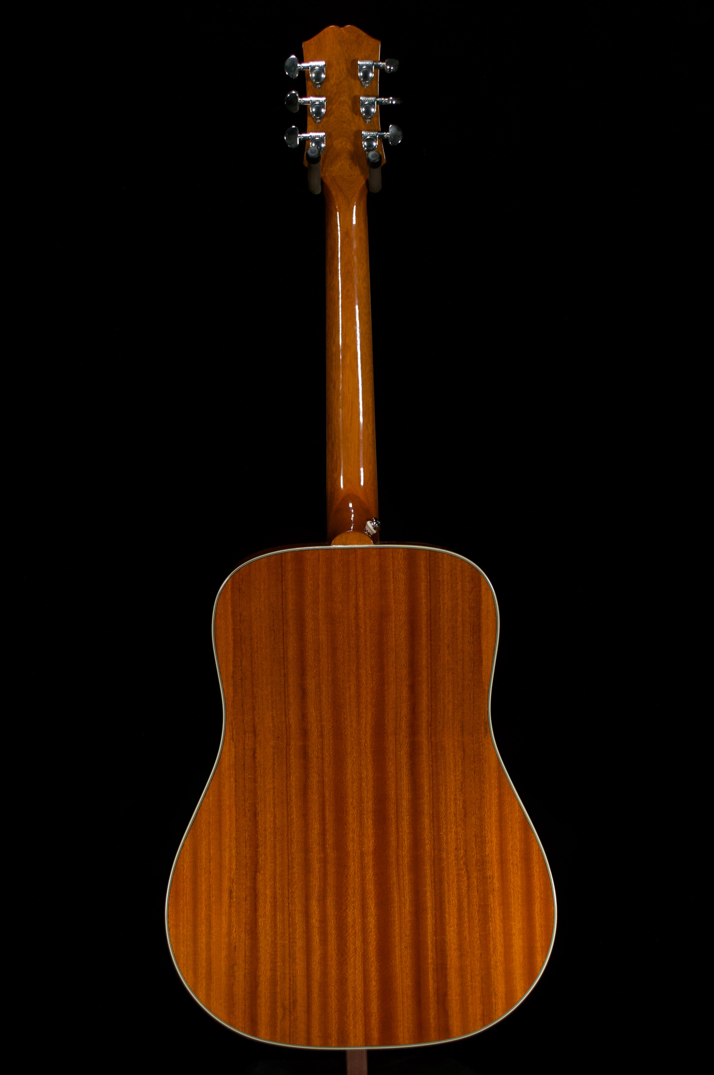 Epiphone Hummingbird Studio in faded cherry. Left-Handed