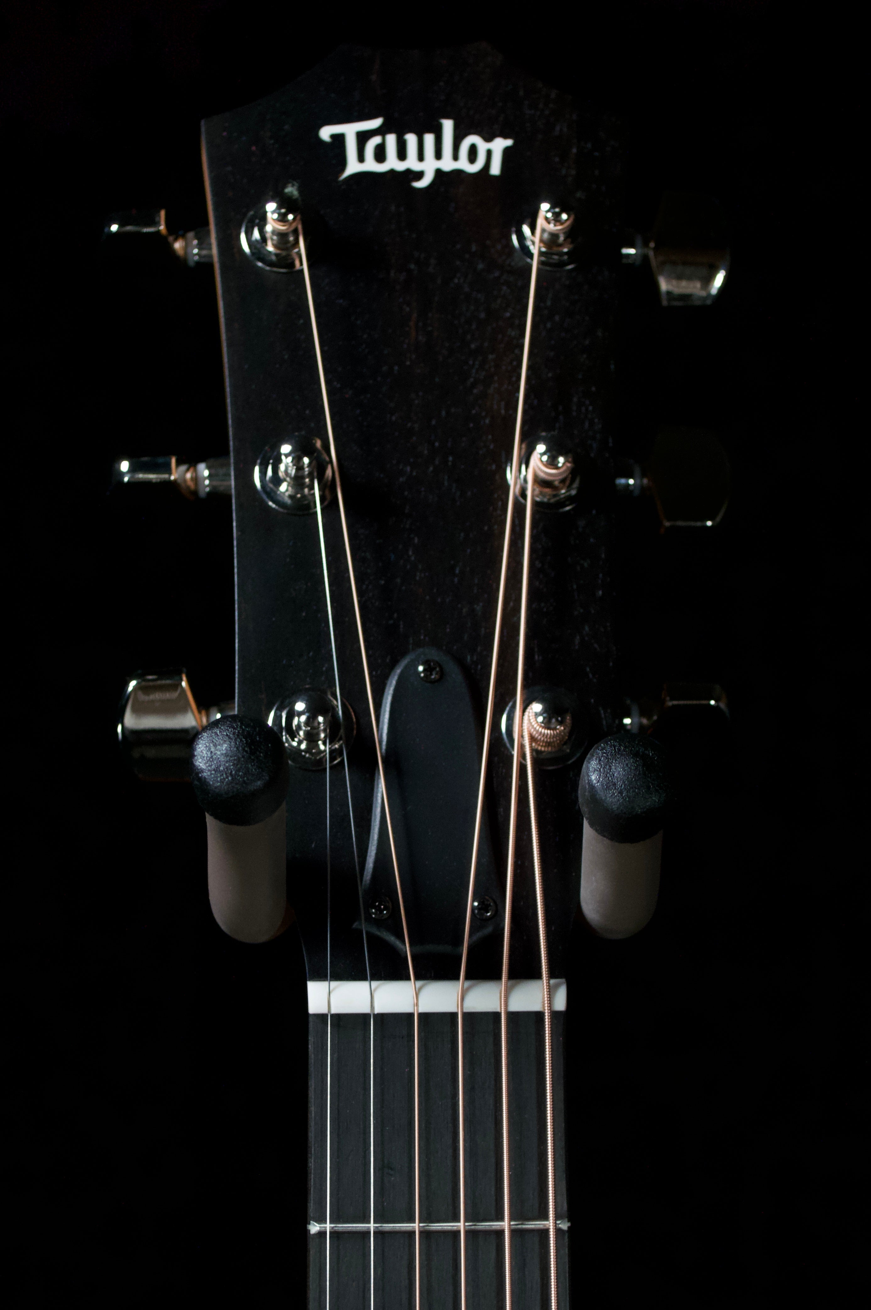Southpaw Guitars | Left-Handed Guitar Shop
