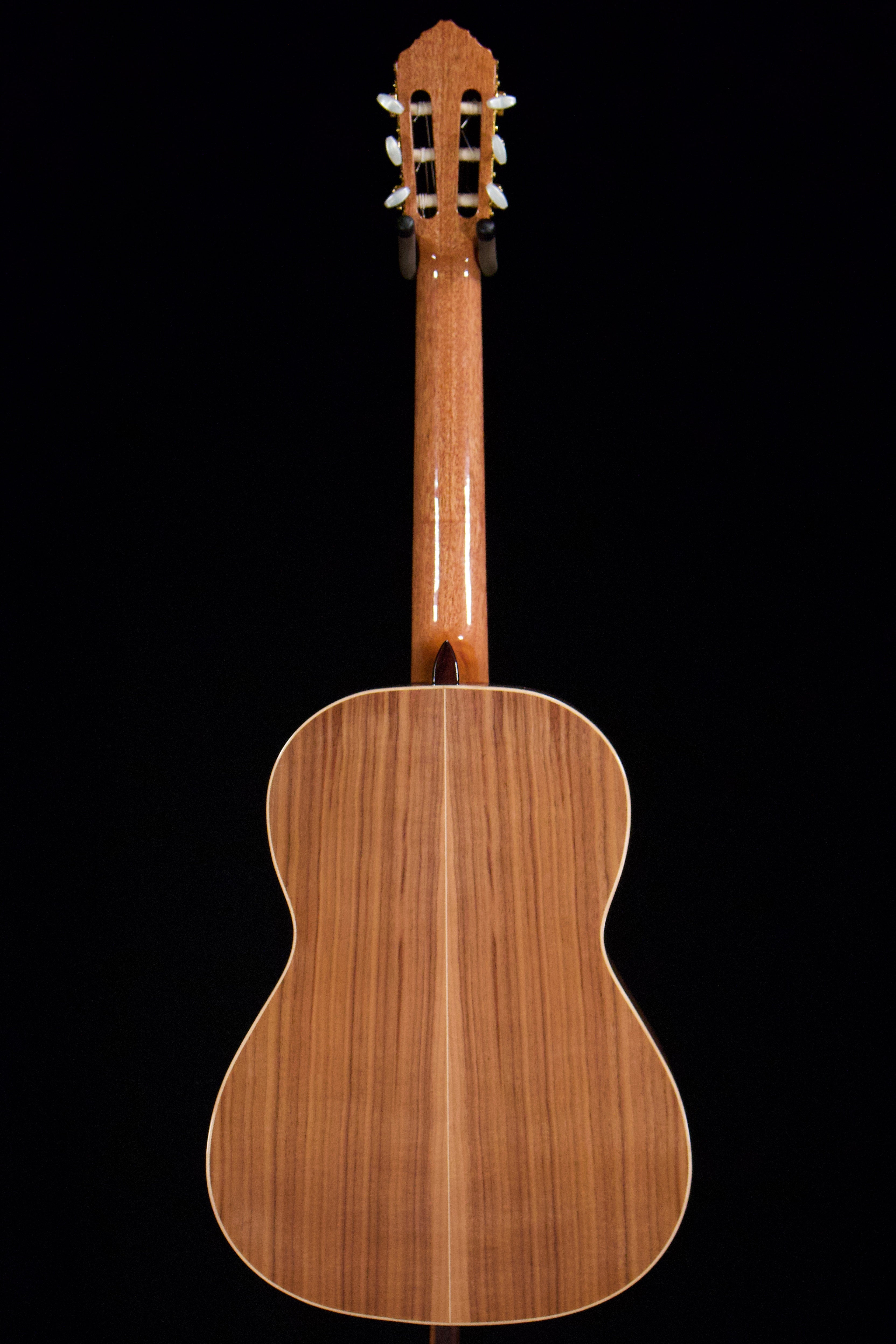 Ortega R121 3/4 size classical left handed – Southpaw Guitars